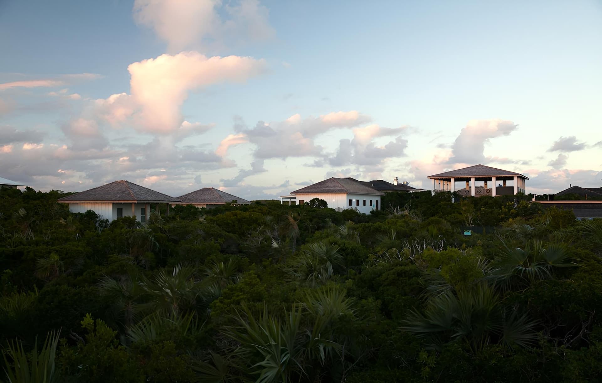 Kahari Resort - Photo 6