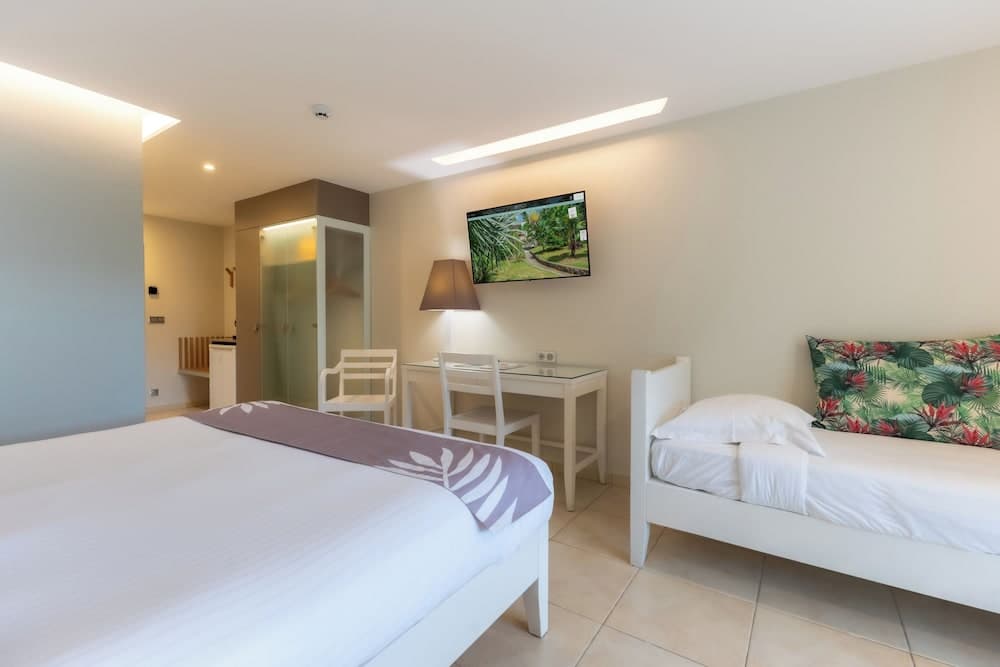 Hotel La Pagerie - Photo 23