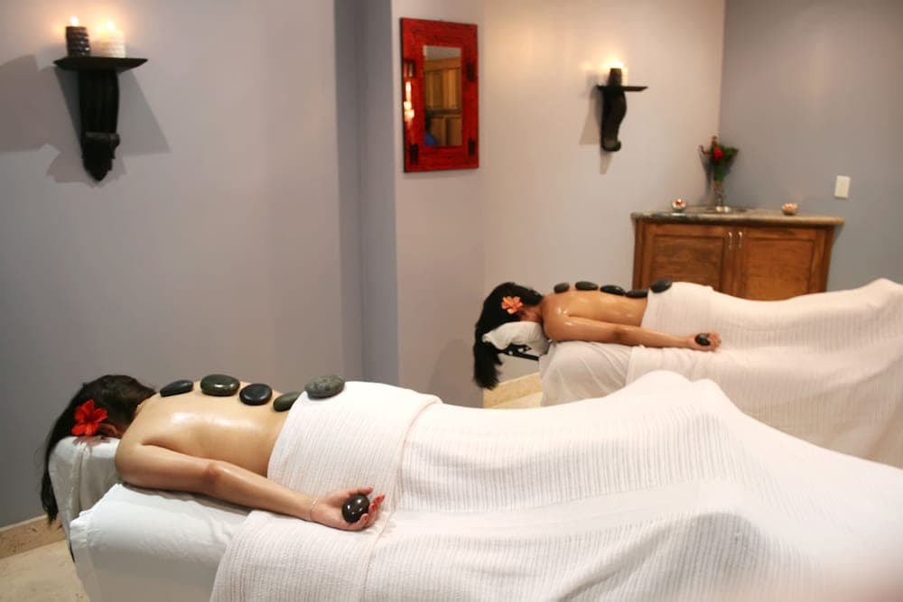 Infinity Bay Spa & Beach Resort - Photo 21