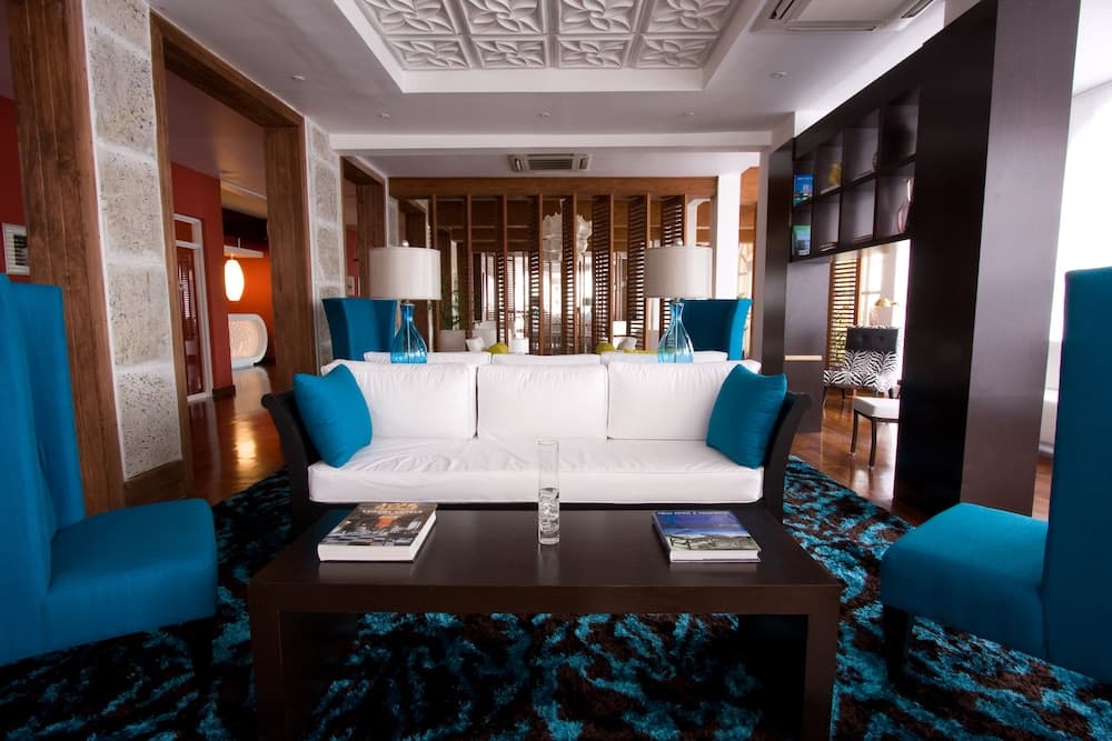 S Hotel Kingston - Photo 2