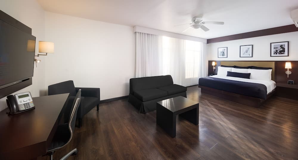 S Hotel Kingston - Photo 11