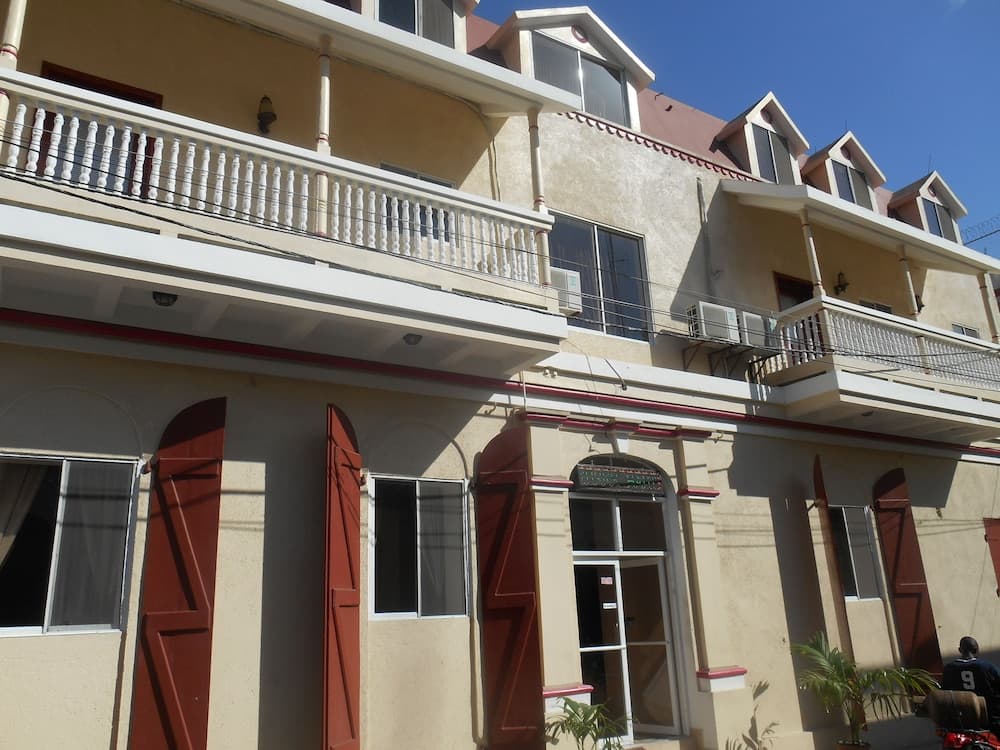 Le Paradis S. Hotel - Photo 31