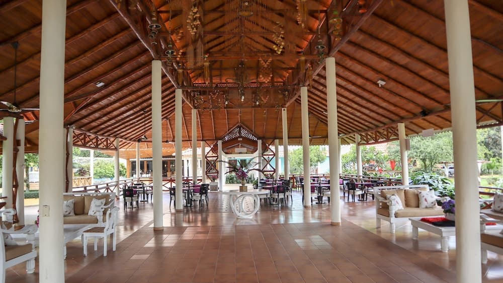 Hotel Rancho Guacamayos - Photo 48