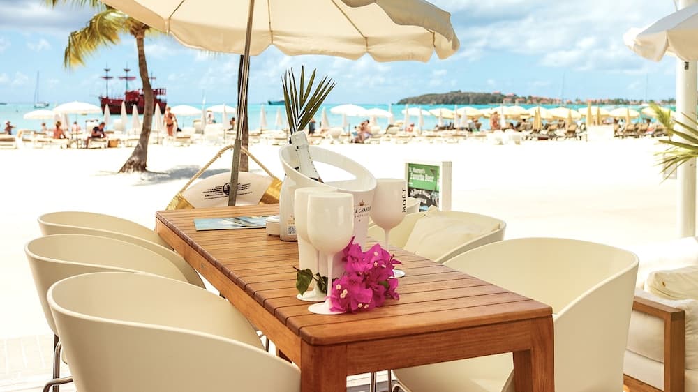 Holland House Beach Hotel - Photo 48