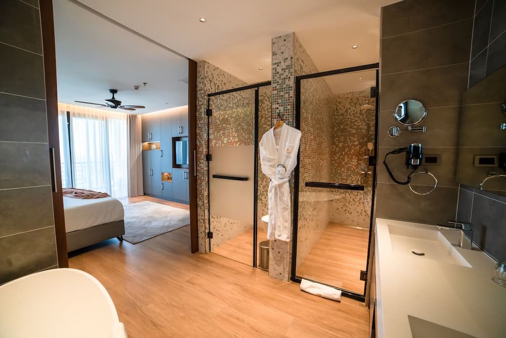 Golden Rock Dive And Nature Resort - Photo 5