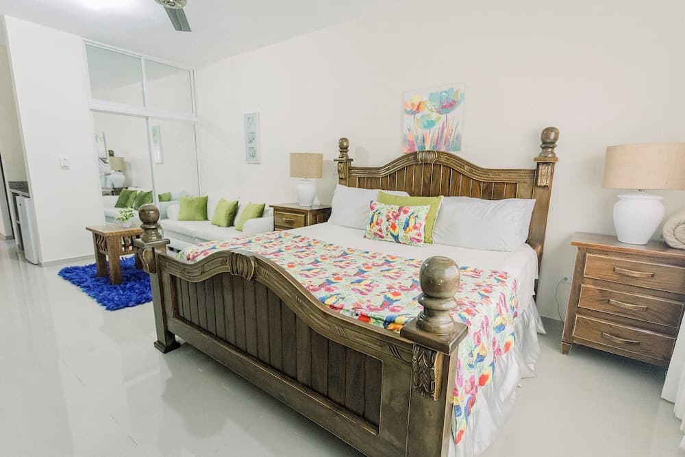 Hotel Rancho Guacamayos - Photo 36