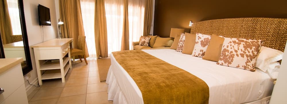 Blue Lagoon Hotel & Marina - Photo 12