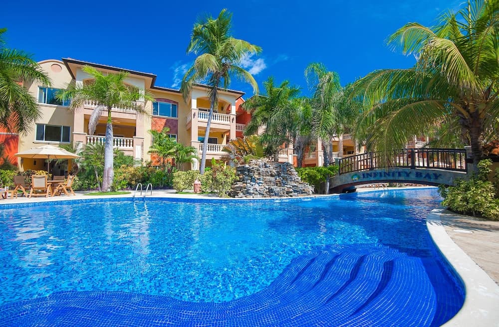 Infinity Bay Spa & Beach Resort - Photo 121