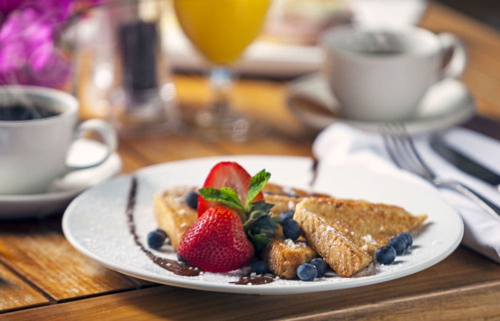 Holland House Beach Hotel - Photo 30