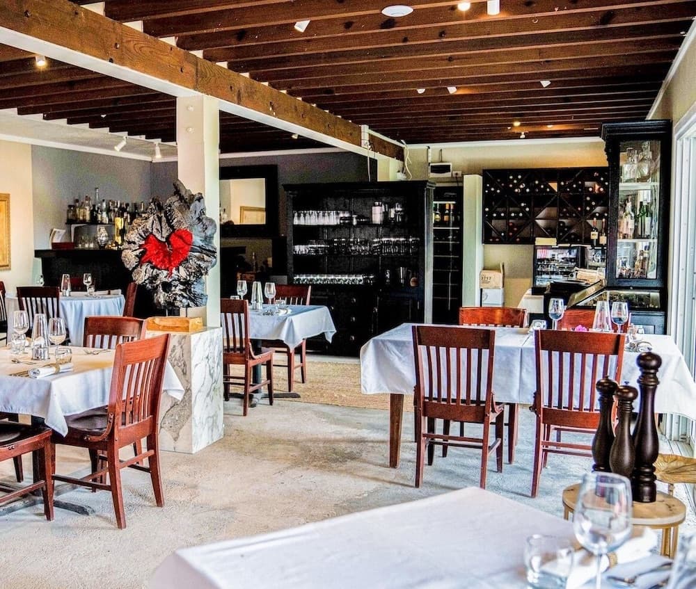 Queen’s Hotel Saba - Photo 16