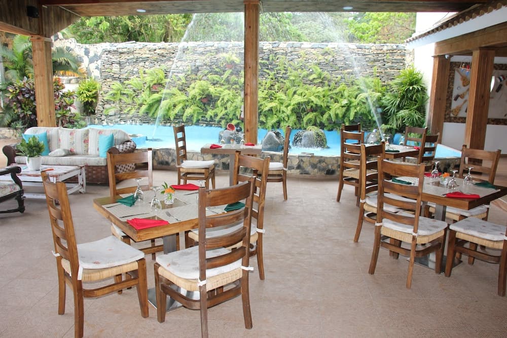 Hotel Rancho Guacamayos - Photo 83