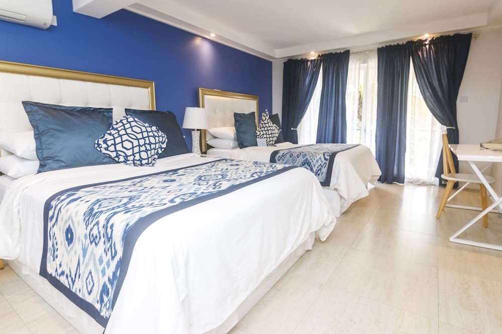 Blue Lagoon Hotel & Marina - Photo 24