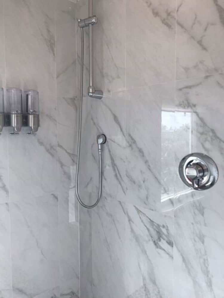 La Bougainvillea Hotel and Villas - Photo 101