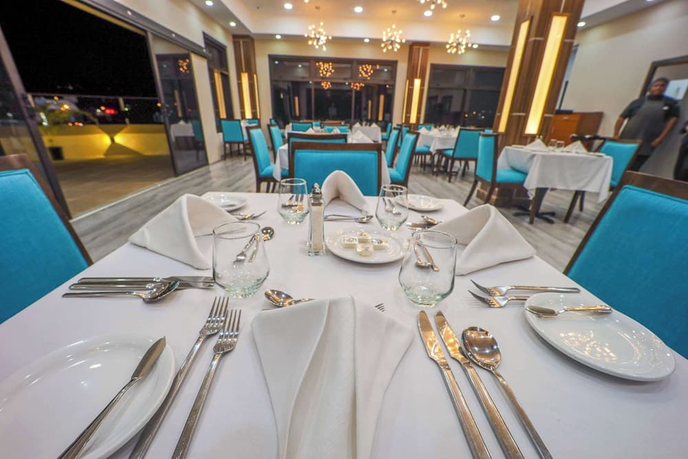 Comfort Inn & Suites Tobago - Photo 22