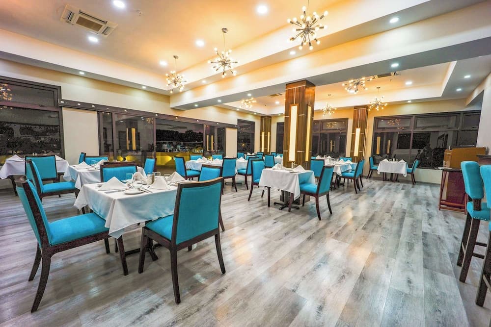 Comfort Inn & Suites Tobago - Photo 25