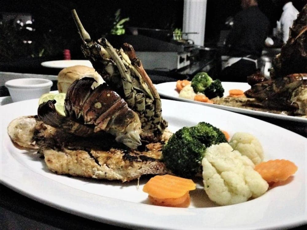 Jamaica Palace Hotel - Photo 31