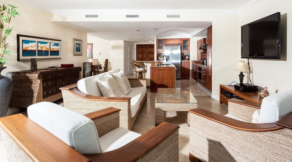 Oyster Bay Beach Resort - Photo 64