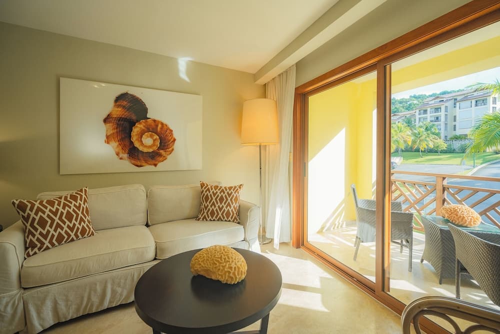 Hotel Bannister by Mint - Photo 17