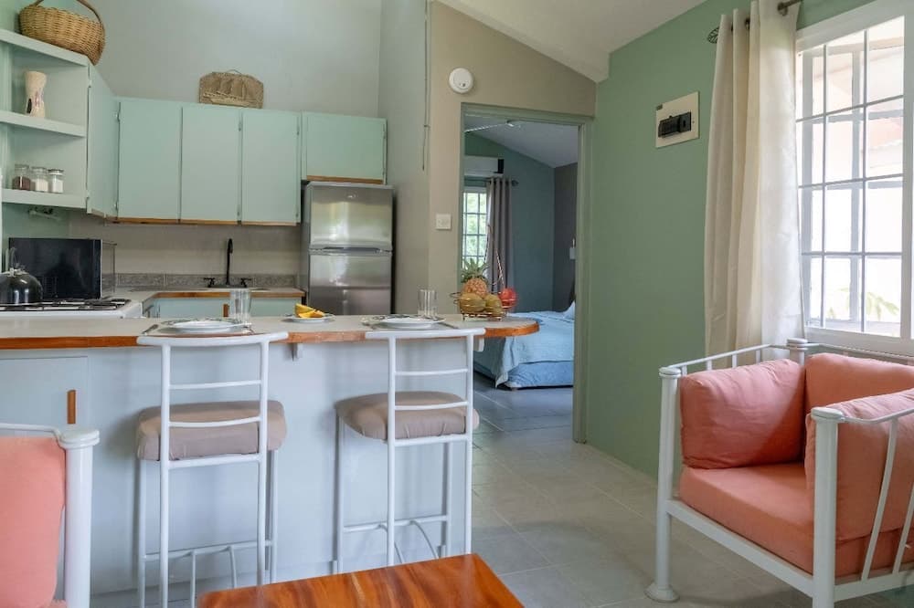 Kootney Resorts - Photo 37