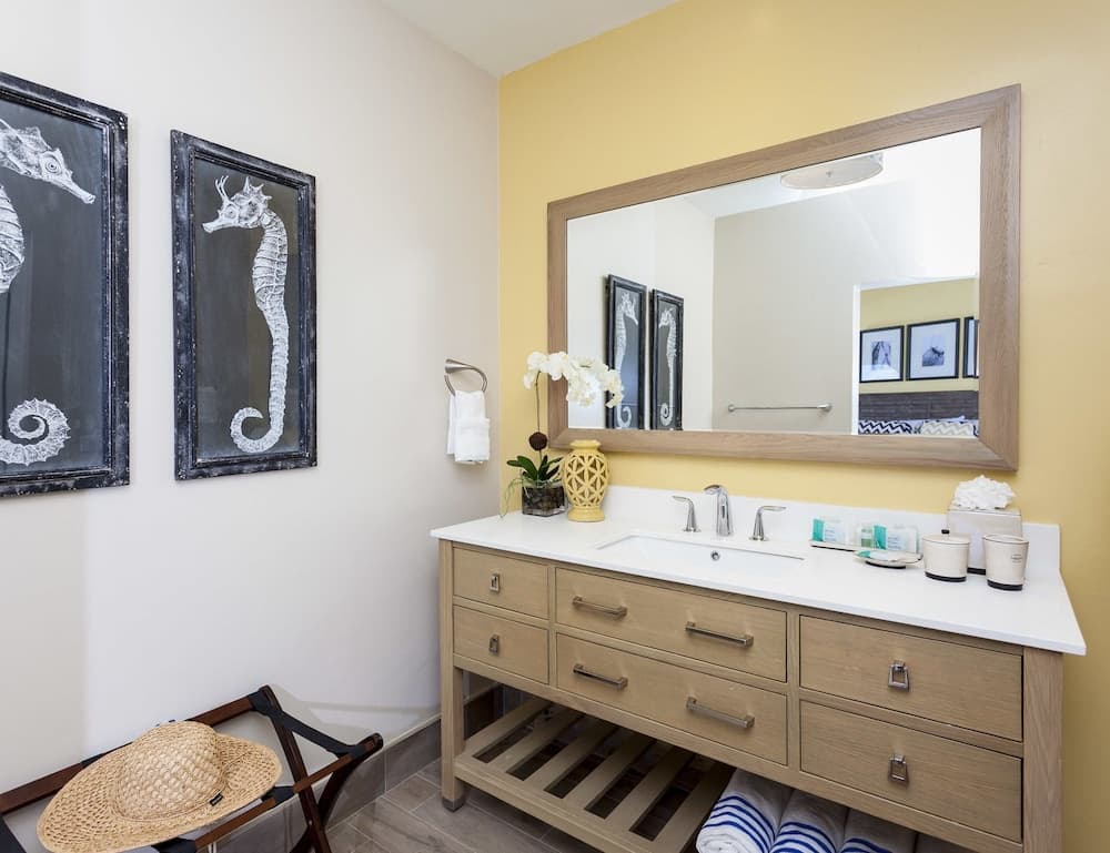 Oyster Bay Beach Resort - Photo 14