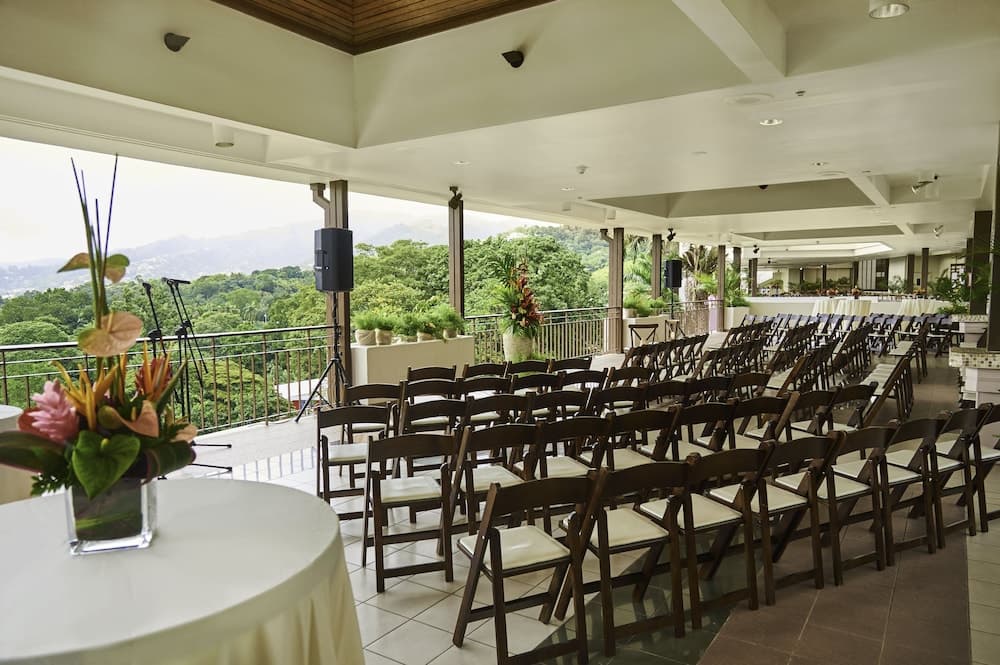 Hilton Trinidad & Conference Centre - Photo 95