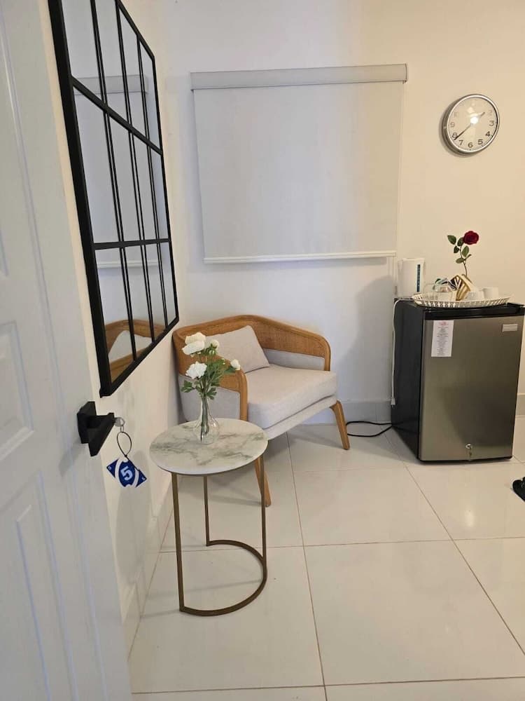 Casa Rosada Beach Front - Photo 13