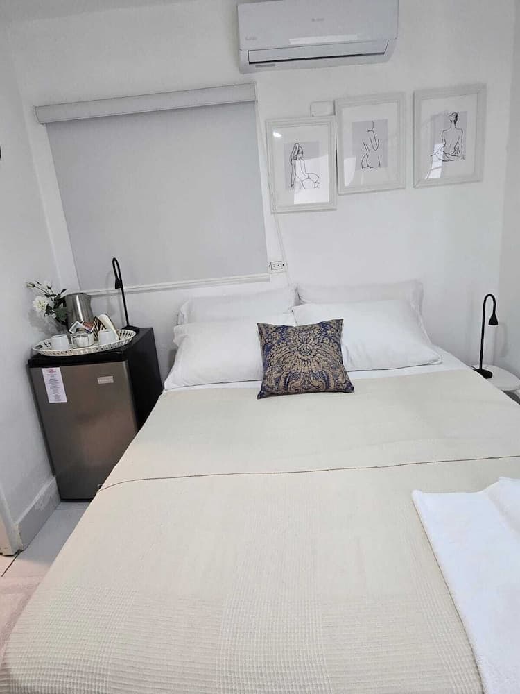 Casa Rosada Beach Front - Photo 17