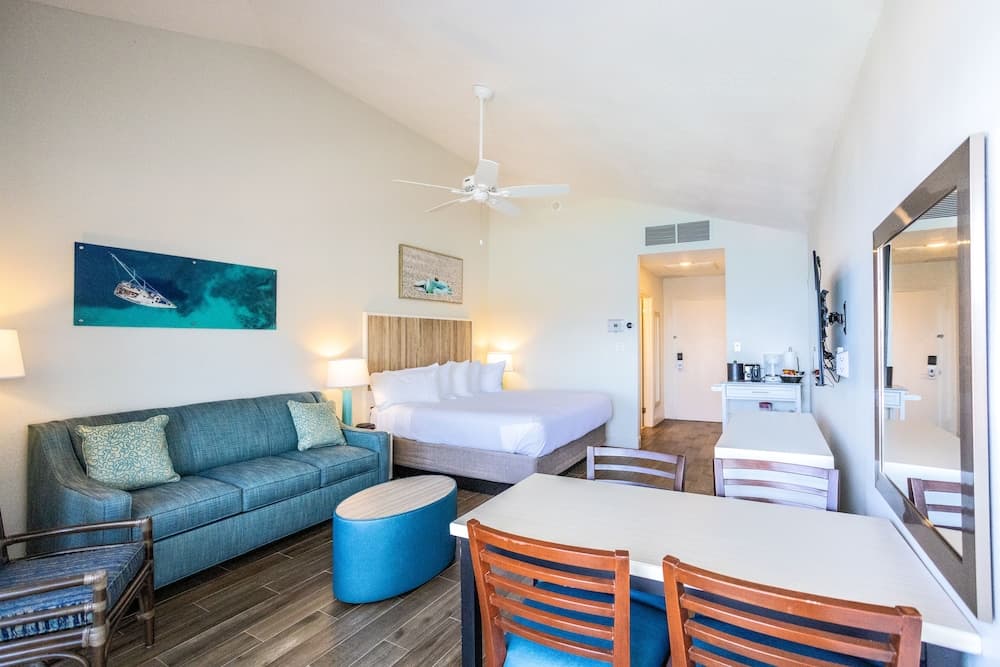 Castle Villas at Bluebeard's - Photo 6