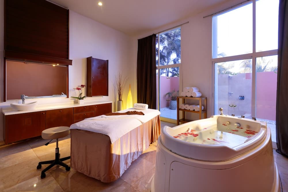 Grand Palladium Jamaica Resort & Spa All Inclusive - Photo 98