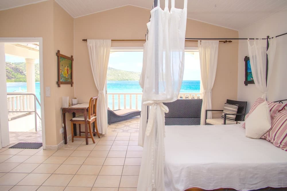 Davids Beach Hotel - Photo 3