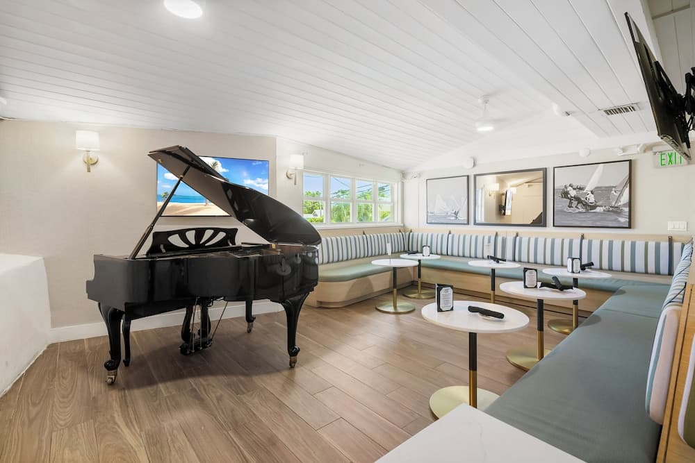 Peace and Plenty Resort - Photo 53