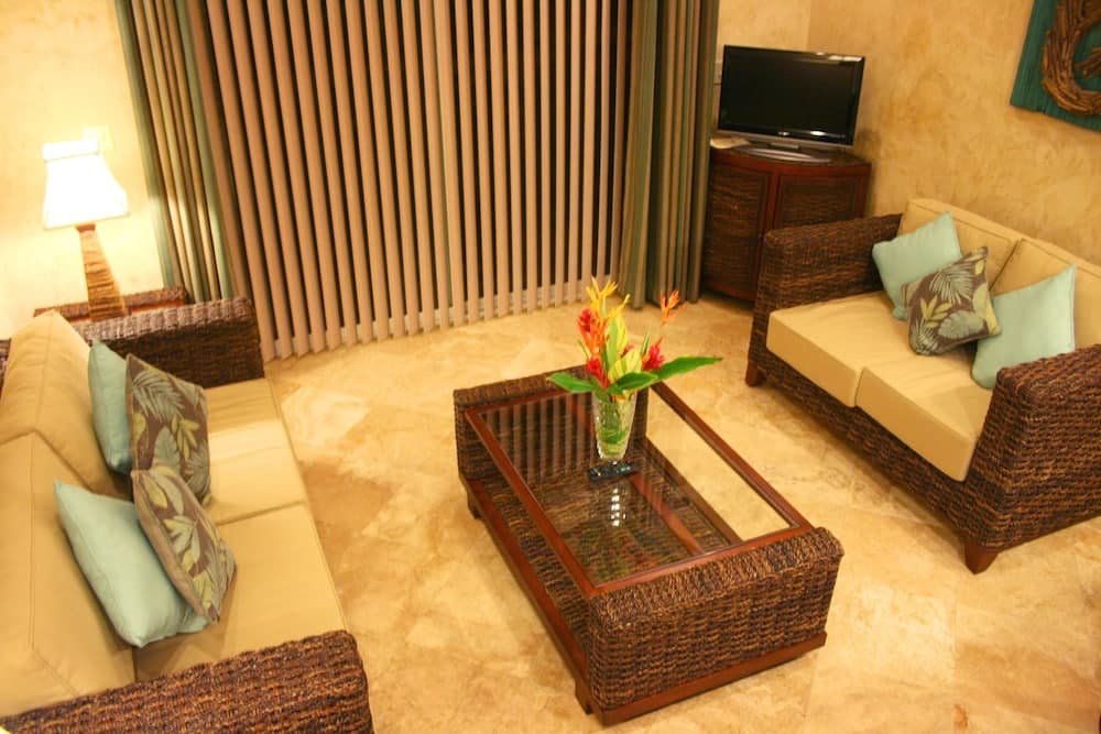 Infinity Bay Spa & Beach Resort - Photo 7