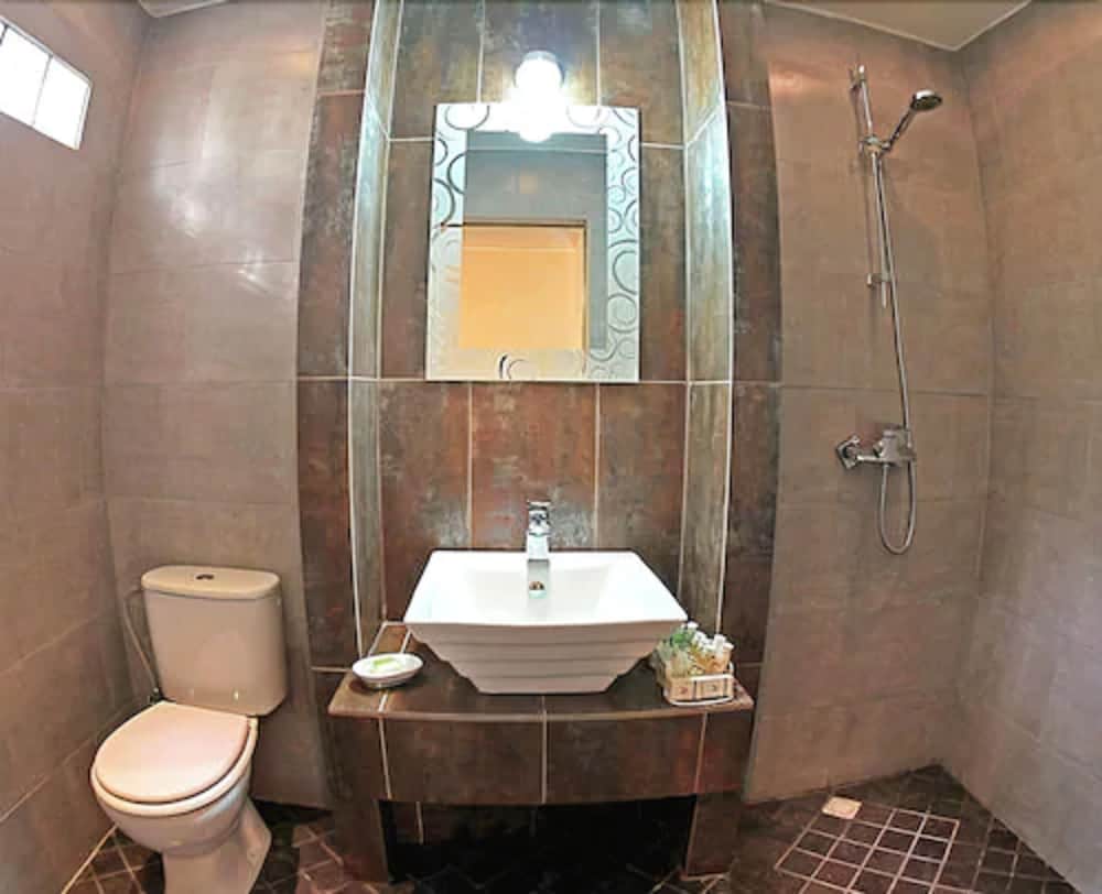 The Old Gin House - Photo 19