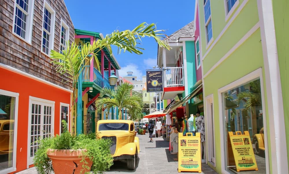 Holland House Beach Hotel - Photo 66