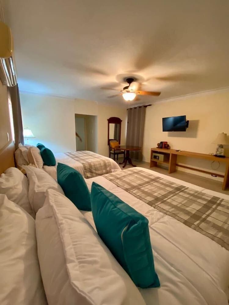 BOTANIC GARDEN HOSTAL - Photo 7