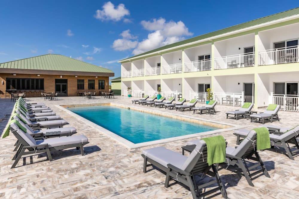 Ocean Breeze Resort - Photo 12