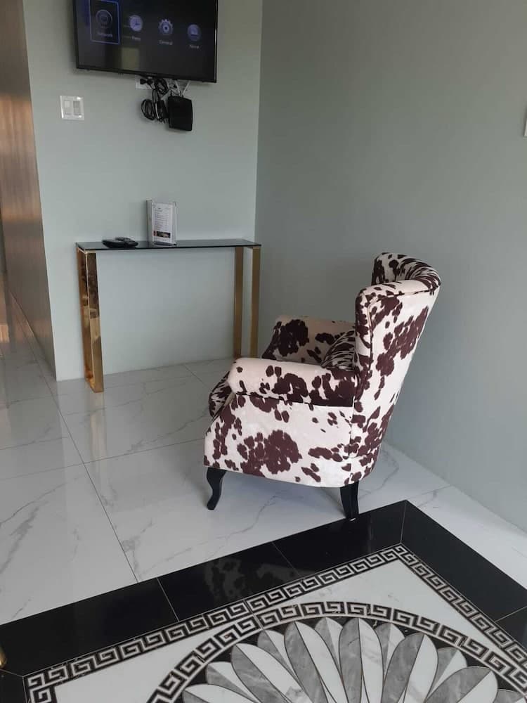 Golf View Hotel - Photo 8