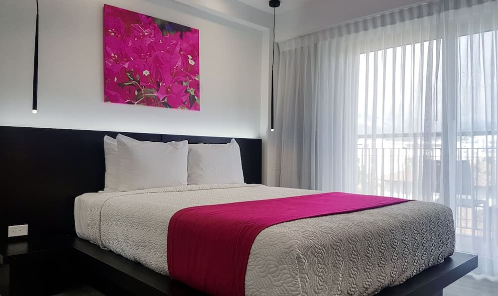 R Hotel Kingston - Photo 26