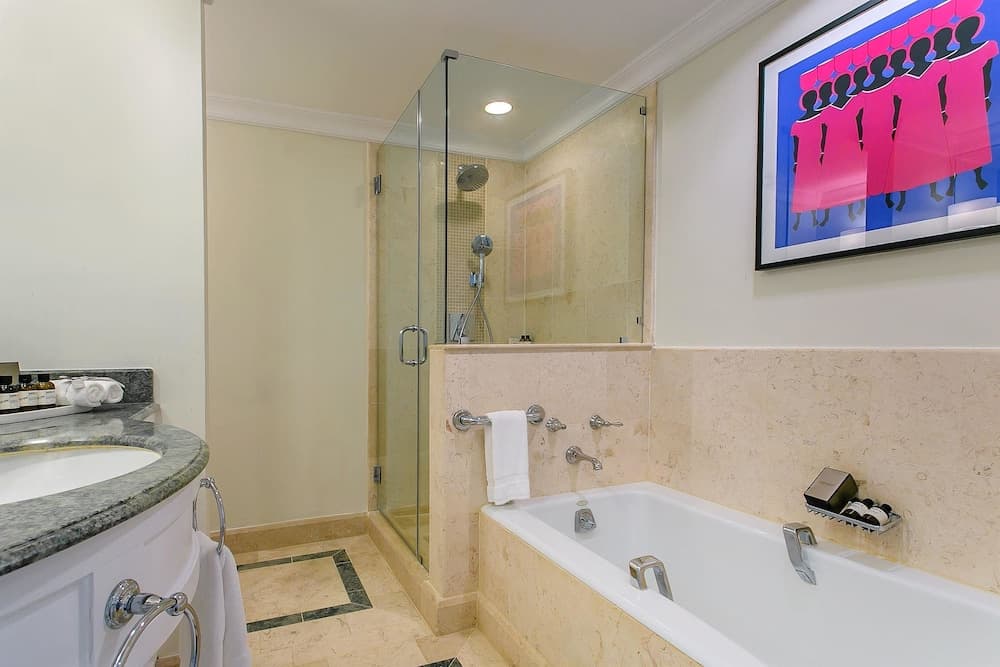 Fairmont Royal Pavilion - Photo 59