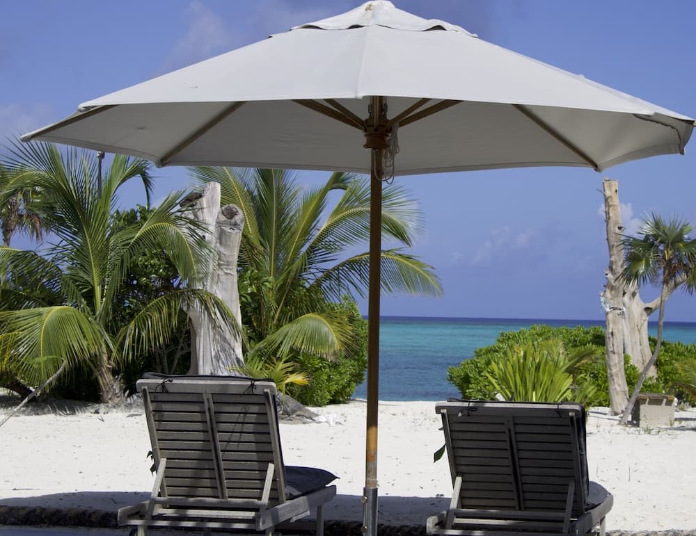 Pelican Beach Hotel - Photo 43