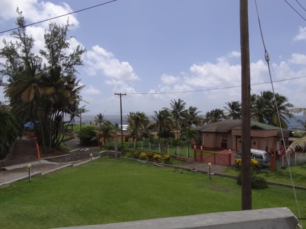 Spring Gardens Resort - Photo 34