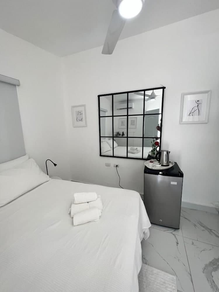 Casa Rosada Beach Front - Photo 4