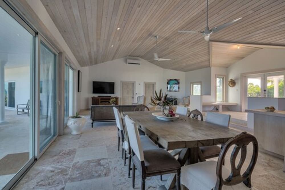 La Bougainvillea Hotel and Villas - Photo 69