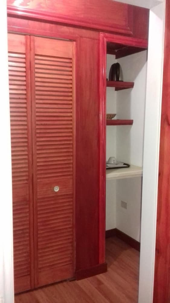 Spring Gardens Resort - Photo 33