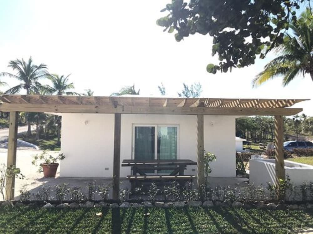 La Bougainvillea Hotel and Villas - Photo 39