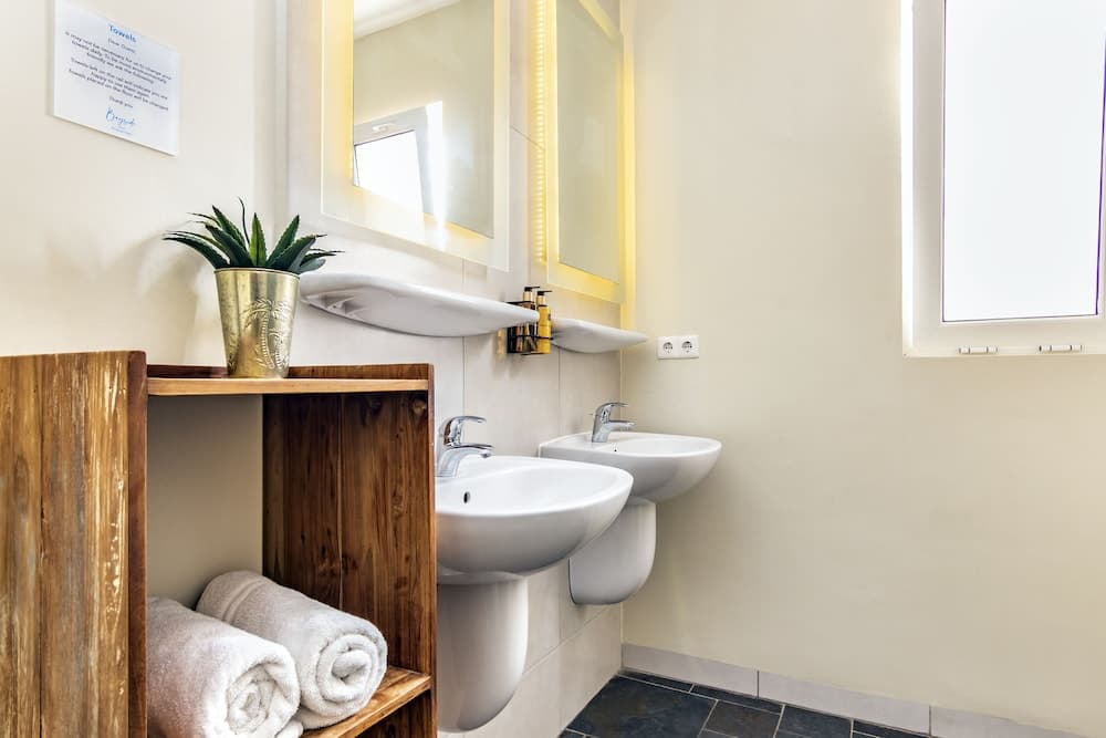 Bayside Boutique Hotel - Blue Bay Golf & Beach Resort - Photo 39