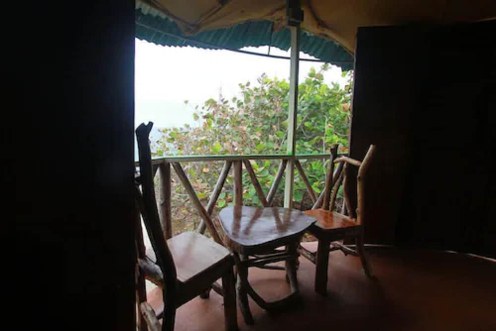 Great Huts - Photo 36