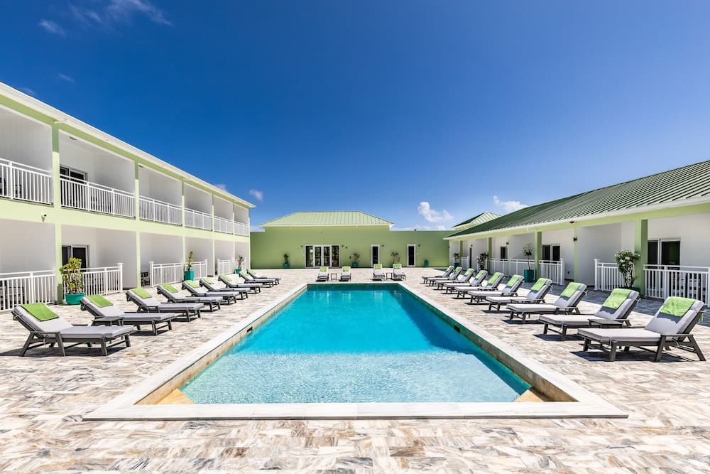 Ocean Breeze Resort - Photo 1