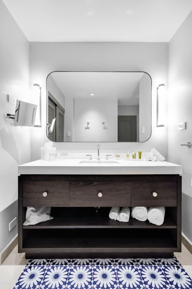 El Conquistador Resort - Photo 16