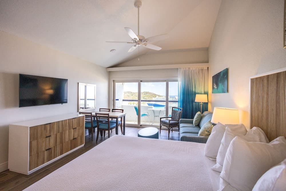 Castle Villas at Bluebeard's - Photo 16